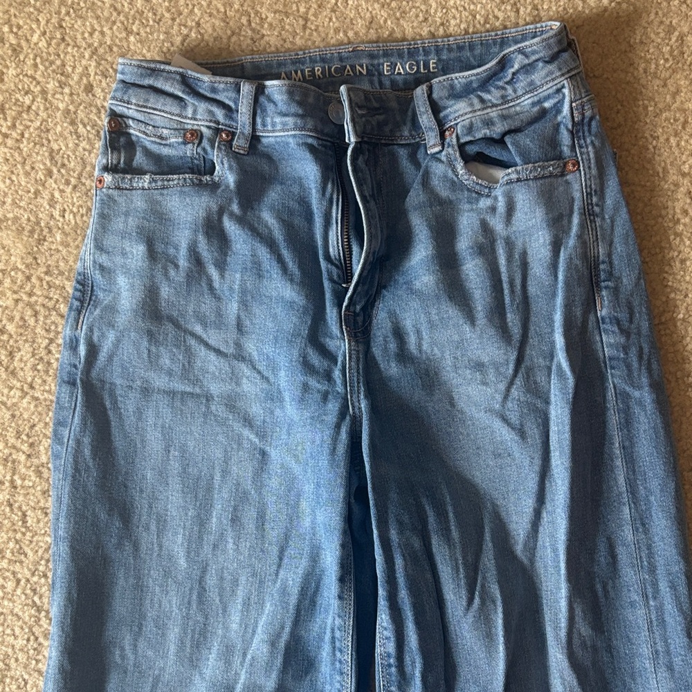 American Eagle Light Blue Super Baggy High-Rise Baggy Wide Leg Jeans